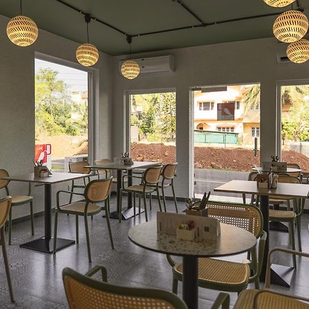 Grandeur Stays Panaji Luaran gambar