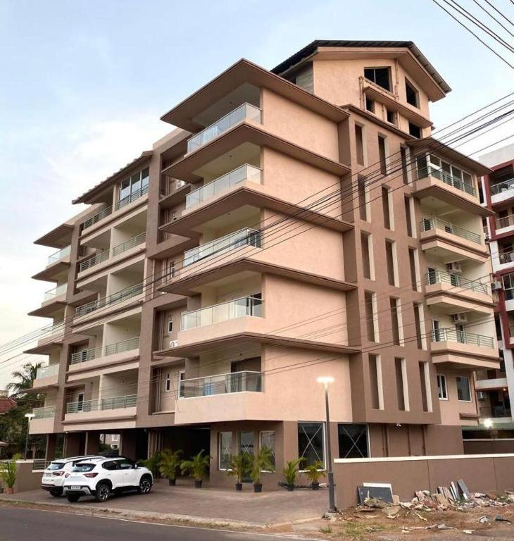 Grandeur Stays Panaji Luaran gambar